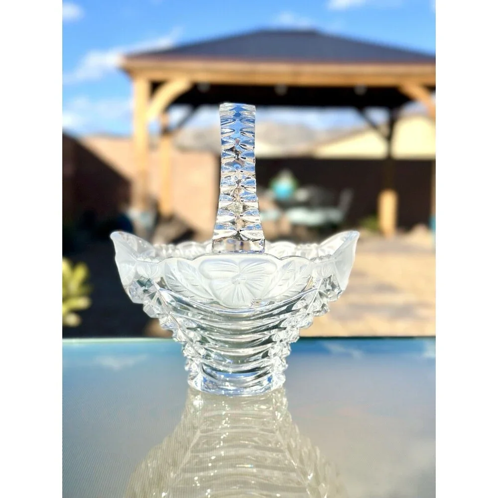 Anna Hutte Bleikristall 24 % Lead CRYSTAL Easter BASKET Bowl w/ Handle - Germany